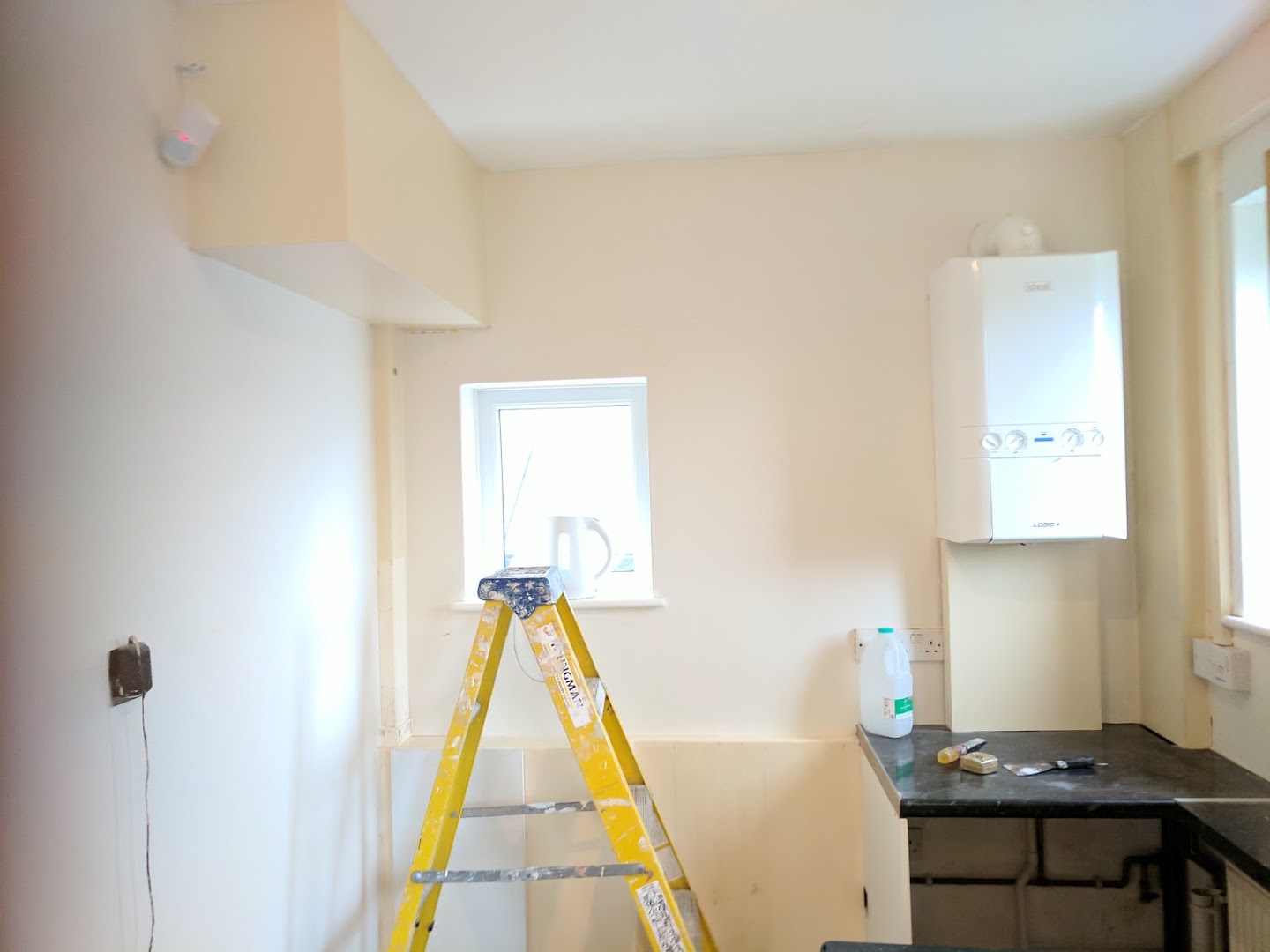 Darian Crowther Painter and Decorator — Photos 2